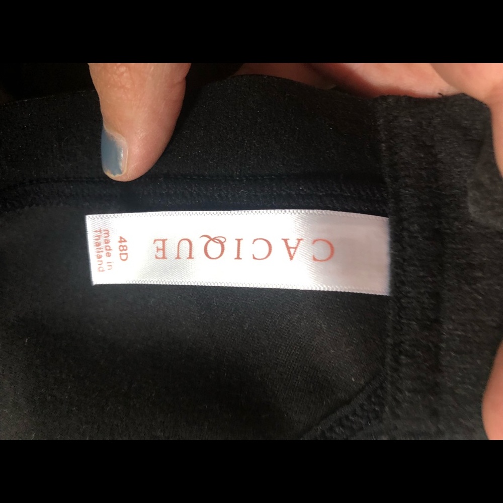 Plus Size Wireless bra - Picture 3 of 3